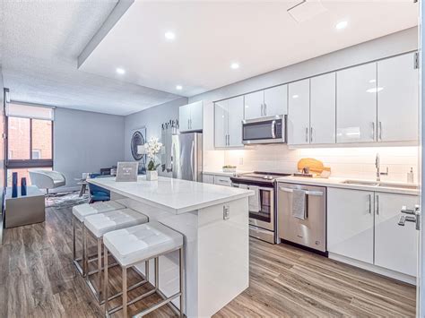 This apartment community is located on 130 Jameson Avenue in the M6K 2Y2 zip code. . Toronto apartment
